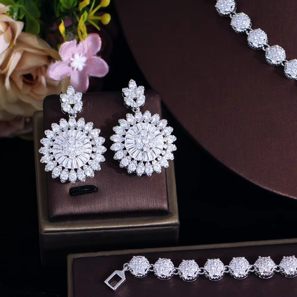 Luxury Cubic Zircon Jewelry Set