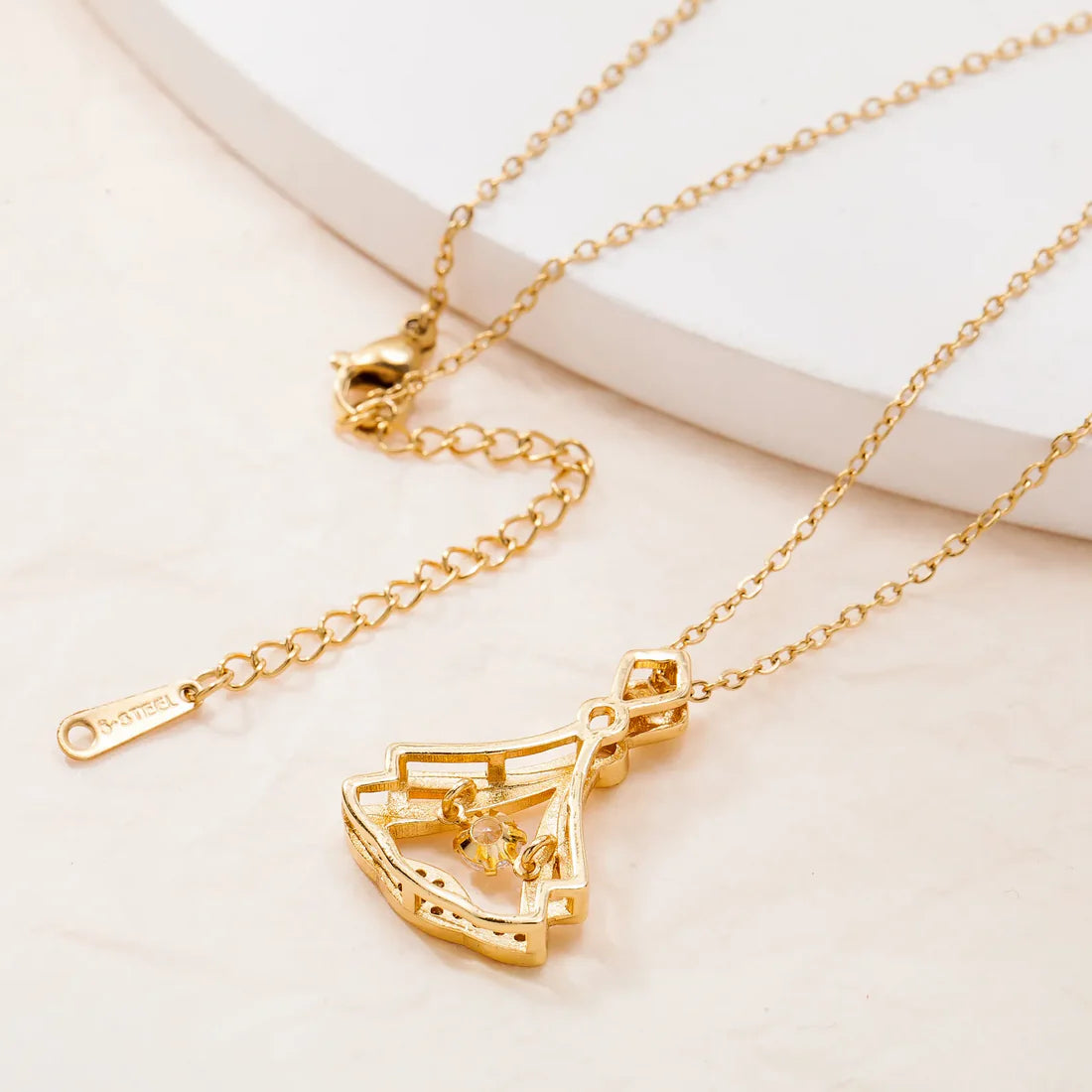 GOLD Plated Rhinestone Decor Pendant Necklace