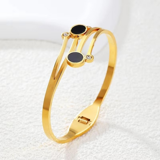 ZIRCON CUFF BANGLE ( luxury unique style )